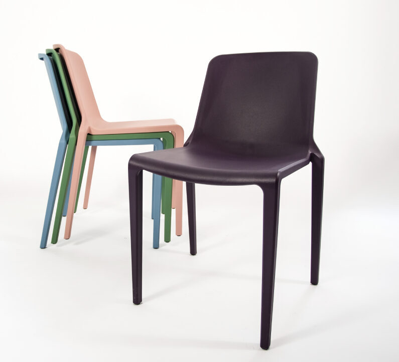 KI Hatton - Stackable chairs