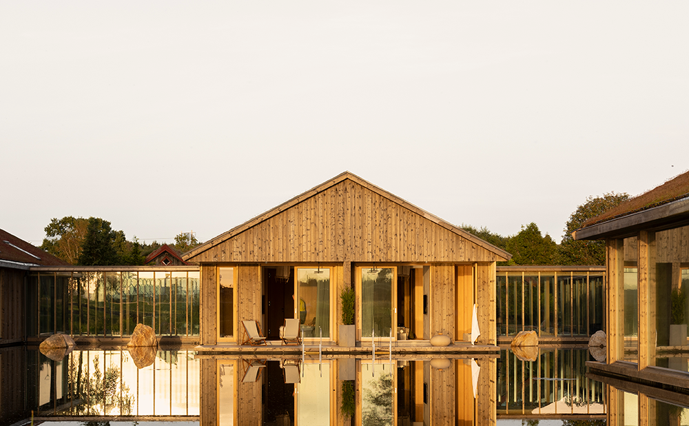 Norm Architects SJOPARKEN - Japandi Waterside Lodge